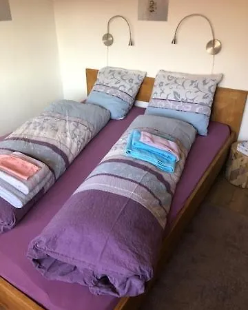 Nid D'abeilles Homestay *